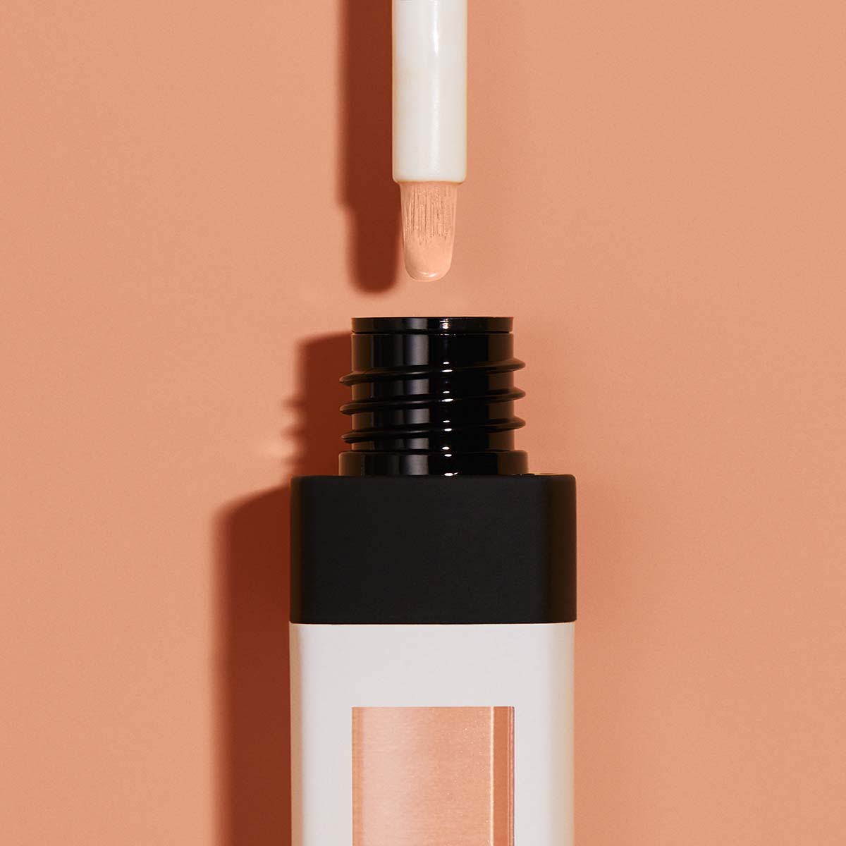 RADIANT CREAMY COLOR CORRECTOR  (CORRECTOR PARA OJOS)