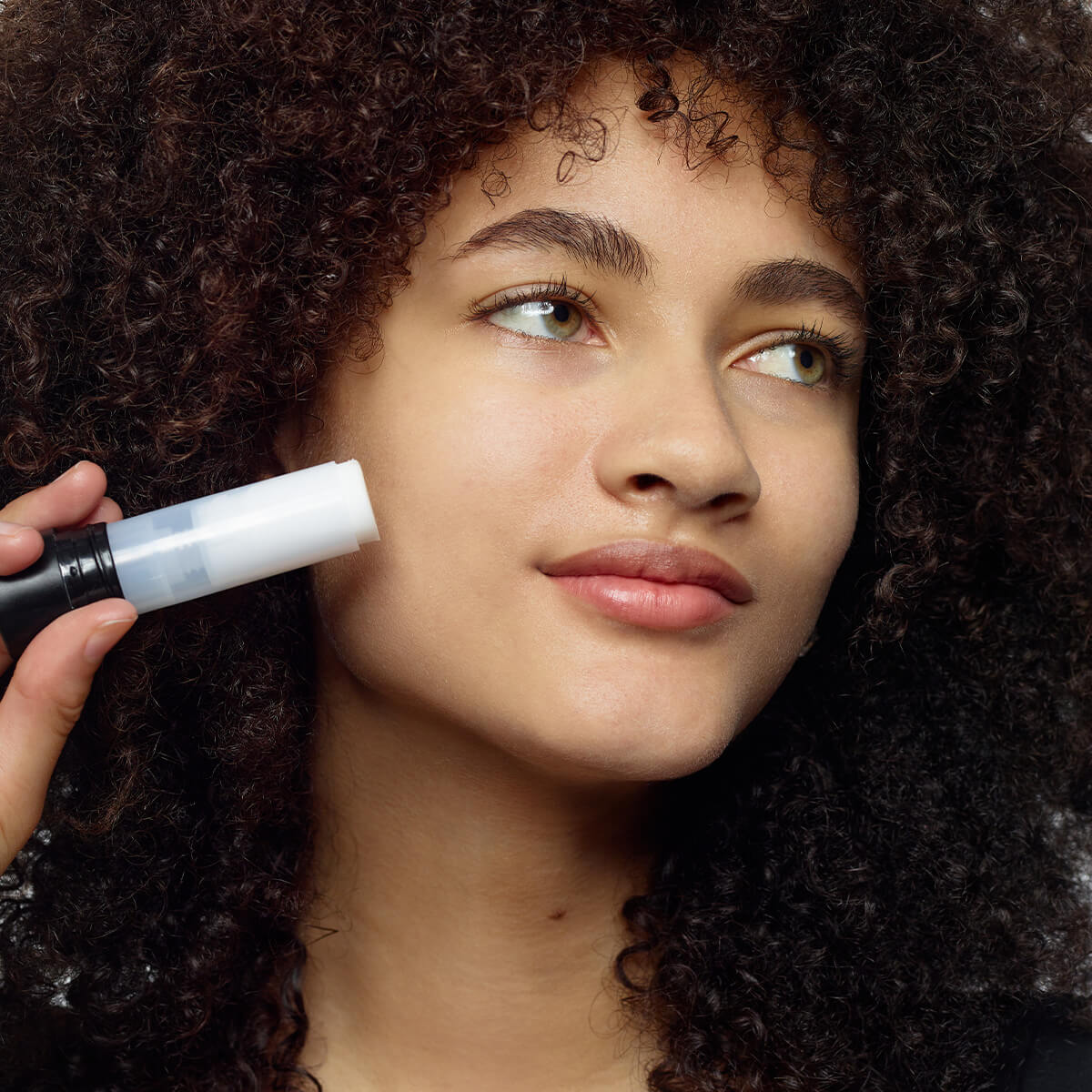 BLOT & BLUR MATTE STICK (BÁLSAMO MULTITAREA)