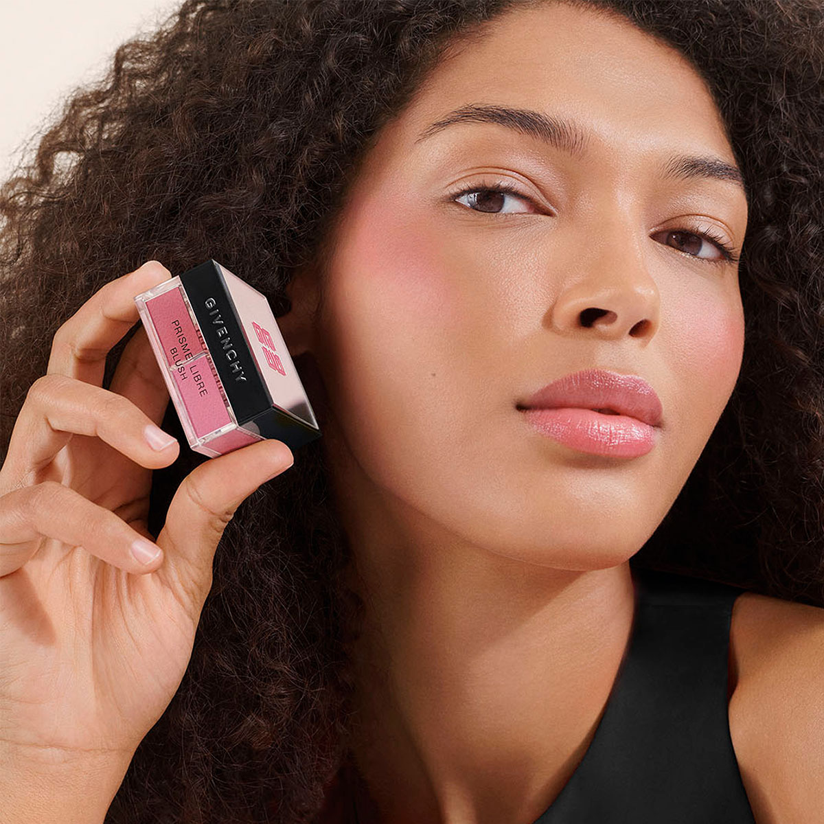 PRISME LIBRE BLUSH (RUBOR DE MEJILLAS EN POLVOS SUELTOS)