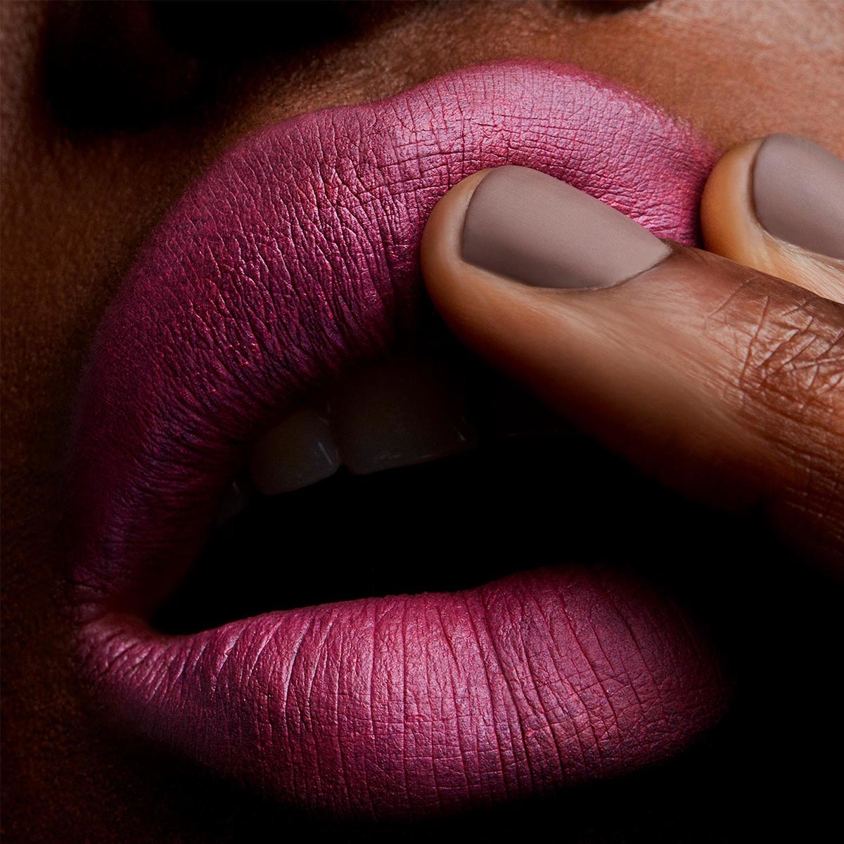 POWDER KISS LIPSTICK SEXY, BUT SWEET (LABIAL)