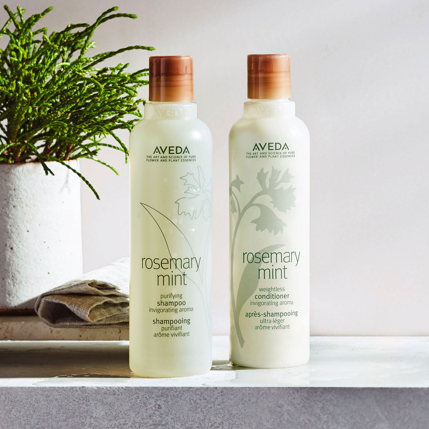 ROSEMARY MINT WEIGTHLESS CONDITIONER 250ML