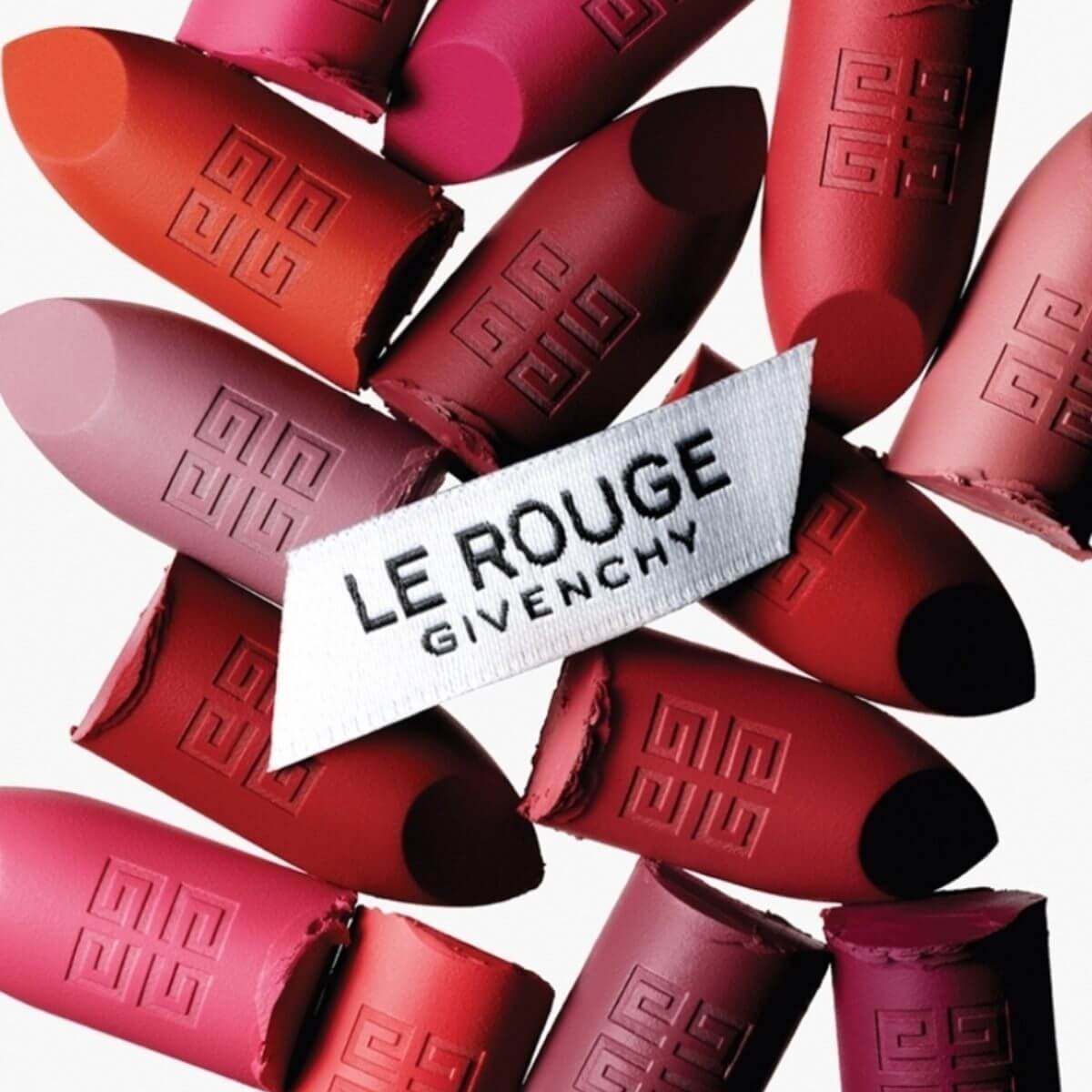 GIVENCHY LE ROUGE DEEP VELVET (LIPSTICK  MATE ULTRAPIGMENTADO DE LARGA DURACIÓN)